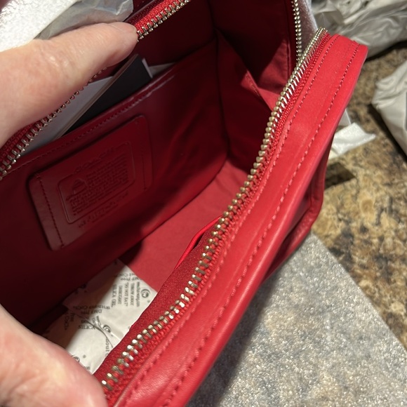 Coach Retro Lunch Pail Crossbody Bag In True Red - Picture 7 of 9